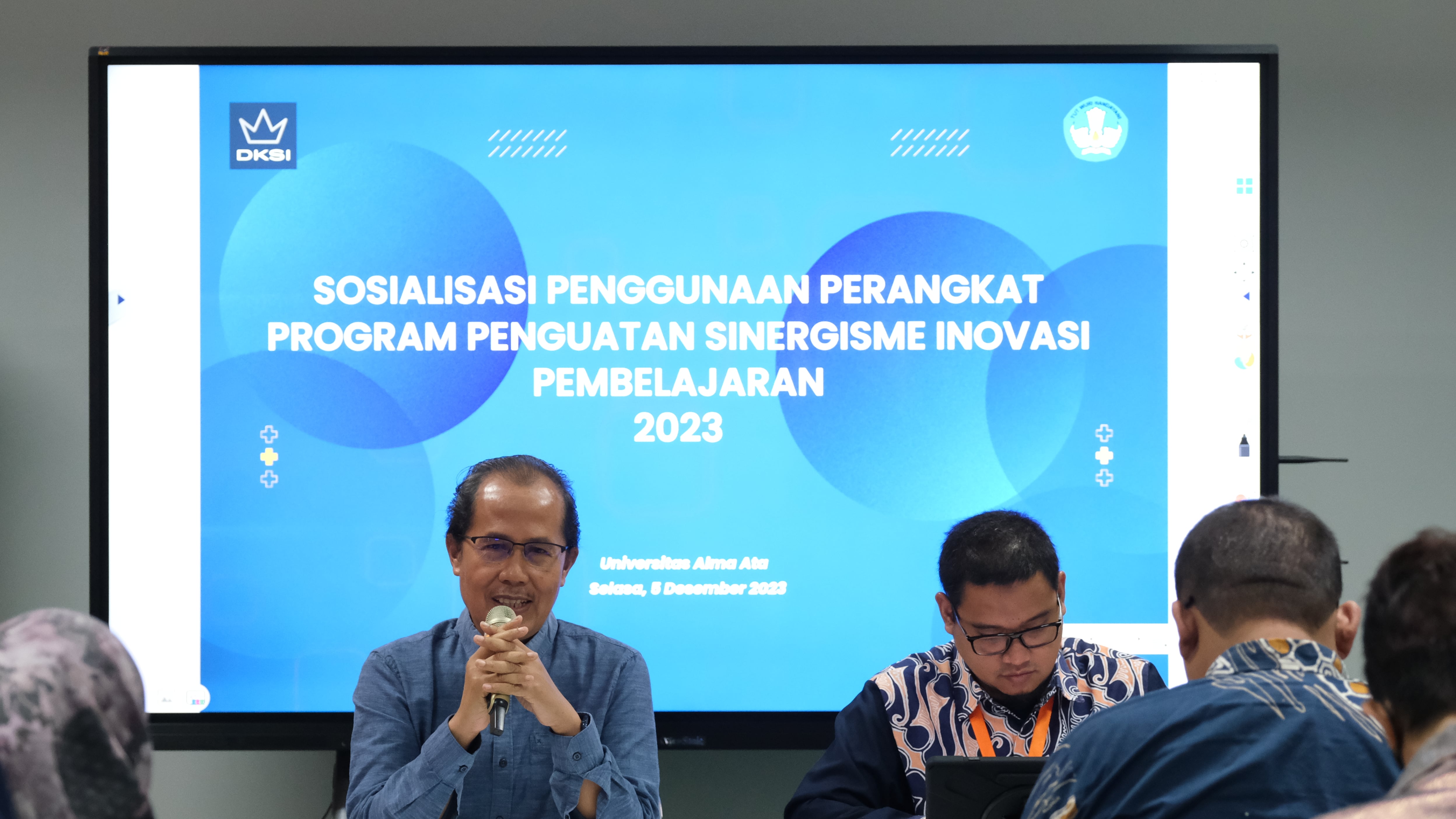 Penguatan Sinergisme Inovasi Pembelajaran Guna Mewujudkan Lulusan Perguruan Tinggi yang Handal